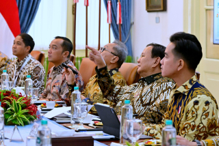 Presiden Prabowo Beri Bonus untuk Petani, Dorong Produksi Pangan Nasional