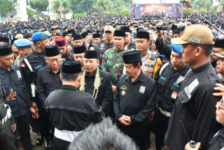 Gelar BRB, Puluhan Ribu Pendekar PSHT Cabang Ponorogo Padati Aloon-Aloon