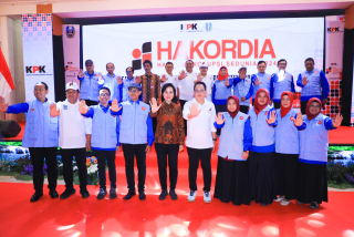 Pj. Gubernur Jatim Ajak Masyarakat Jadi Garda Terdepan Lawan Korupsi