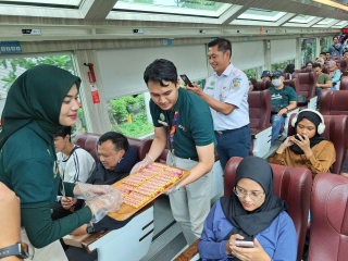 Kereta Panoramic Mutiara Timur Disambut Antusias, 32 Kursi Terisi di Hari Pertama Operasi