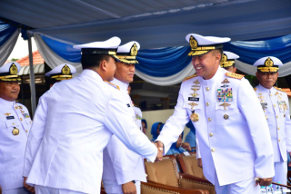 Wakil Komandan Puspenerbal Hadiri Pelantikan 300 Siswa Diktukba TNI AL LV TA.2024