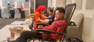 Peringati HUT ke-9, Swiss-Belinn Tunjungan Gelar Blood Donation dan Medical Check Up by Parahita