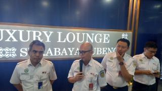 Stasiun Gubeng Padat, Commuter Dhoho Jadi Favorit Liburan