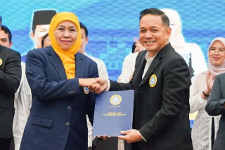 Gubernur Khofifah Terpilih sebagai Presidium HIMPUNI 2025-2028