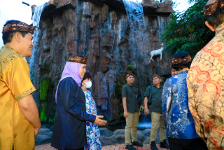 Khofifah Ajak Masyarakat Bersatu Padu Wujudkan Gerbang Baru Nusantara