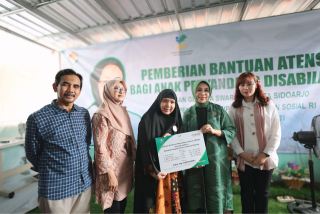 Berikan Bantuan Terapi Anak Disabilitas di Sidoarjo, Fatma Gus Ipul Ingatkan Inklusivitas di Sekolah