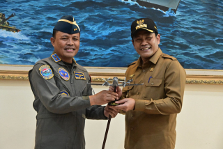 Pertahankan dan Tingkatkan Kerjasama, Komandan Puspenerbal Terima Courtesy Call Bupati Sidoarjo