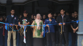 Kolaborasi Fakultas Teknik UMPO Bersama Kartar Desa Wringianom Melalui Pendidikan Sadar Teknologi