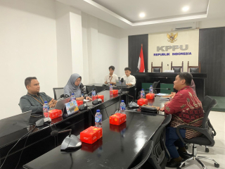 Sinergi Pemprov Jatim dan KPPU Kawal Program Beras Cetar agar Adil dan Inklusif
