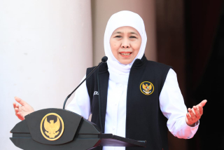 Viral Paralayang Bromo, Gubernur Khofifah: Jaga Kesakralan Cagar Biosfer UNESCO