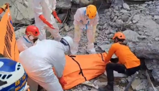 Update Mushola Ambruk Sidoarjo: 15 Korban Ditemukan, Evakuasi Berlanjut