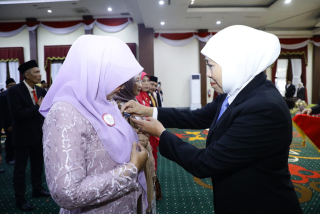 Gubernur Khofifah Tegaskan Integritas Jadi Fondasi Jatim Tangguh Terus Bertumbuh