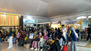 Keterlambatan KA Jarak Jauh di Surabaya, KAI Daop 8 Minta Maaf dan Beri Kompensasi