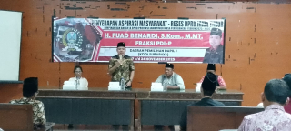 Reses di Surabaya, Anggota DPRD Fuad Serap Aspirasi Masyarakat Soal Sekolah Negeri hingga Balai RW