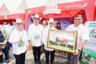 Gerakan Serentak Inseminasi Buatan, Gubernur Khofifah: Jika Masif, Indonesia Swasembada Daging Tahun 2029