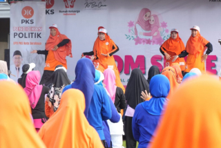 PKS Surabaya Gelar “Mom Space”, Apresiasi Peran Ibu Lewat Senam dan Program Keluarga