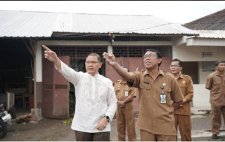 Kadindik Jatim Tinjau Langsung Sarpras Pendidikan di Mojokerto, Pastikan Layanan Prima