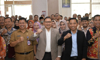 Aries Agung Paewai Saksikan Penandatanganan MoU Industri untuk Siswa SLB se-Jawa Timur