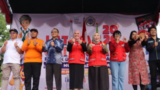 Unitomo Kolaborasi PMI Kota Surabaya Gelar Latgab PMR 2026, Bahas Urban Heat & Kesiapsiagaan