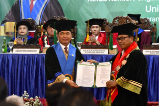 Ketua KPPU M Fanshurullah Asa Dikukuhkan Profesor Kehormatan UNISSULA, Lahirkan Konsep "Konstanta Asa"