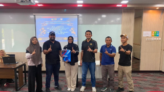 Pelatihan Hockey Standar Internasional Unesa Surabaya Gandeng FHI Jatim 2026