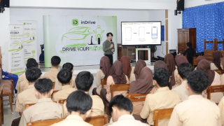 inDrive Edukasi Pelajar SMA-SMK Jawa Barat, Dorong Budaya Berkendara Aman