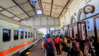 KAI Commuter Layani 1,37 Juta Penumpang di Area 8 Surabaya Selama Juli 2026