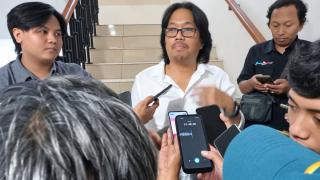 Buleks Imbau Warga Surabaya Tak Panik Hadapi Isu Gempa Megathrust