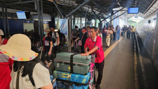 KAI Daop 8 Catat Lonjakan Penumpang Surabaya-Jakarta hingga 88 Persen