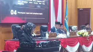 Fraksi PKS Soroti Pinjaman Rp1,3 Triliun dalam RAPBD Surabaya 2027