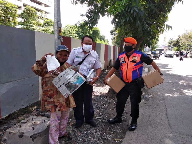 KAI Daop 8 Salurkan Sembako Gratis Bulan Ramadhan