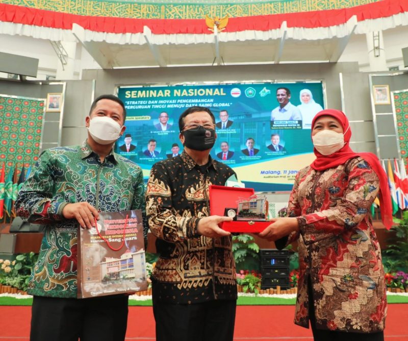 Gubernur Khofifah Dorong Perguruan Tinggi Hasilkan Inovasi Bantu Percepatan Pembangunan Daerah