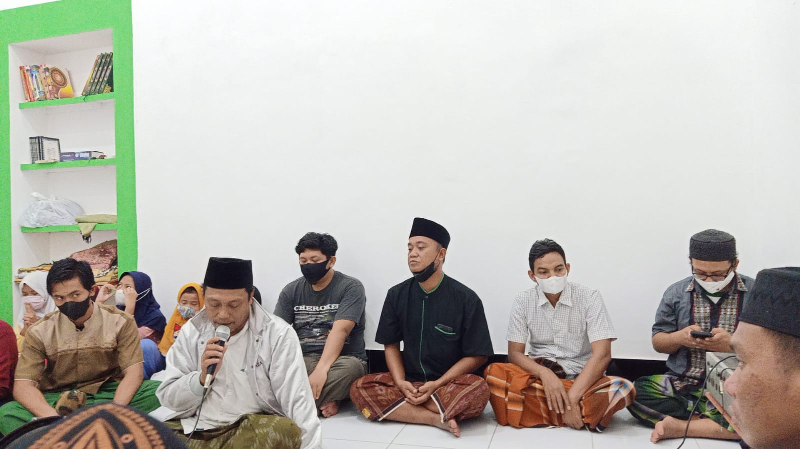 Jelang Tutup Tahun, Mushollah Babussalam  Selengarakan Pengajian serta Santunan Kepada Anak Yatim