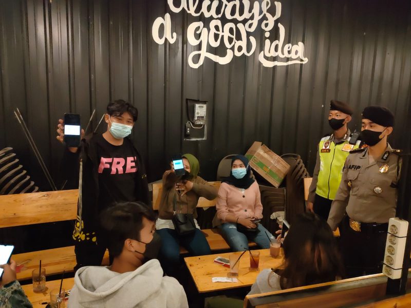 Antisipasi Varian Omicron, Polda Jatim Laksanakan Giat Patroli KRYD