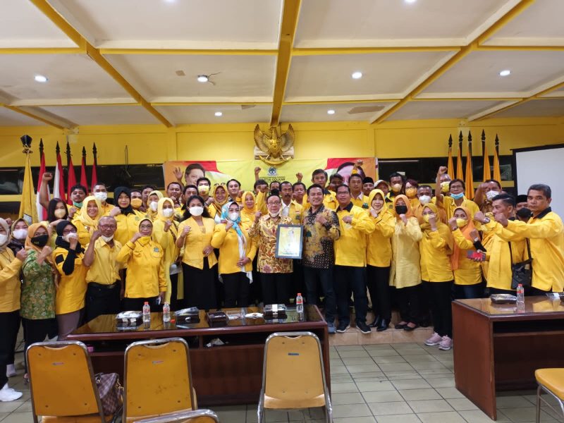 Pemilu Semakin Dekat, Akbar Tanjung Meminta Kader Partai Golkar Rajin Menyapa Masyarakat