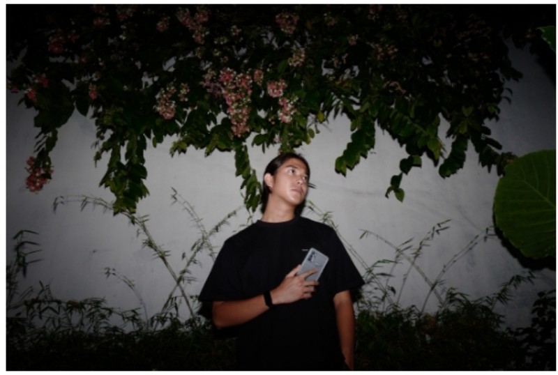 5 Tips Traveling Ala Iqbaal Ramadhan: realme GT Master Edition Jadi Smartphone Pilihan Iqbaal Ramadhan Saat Berpergian