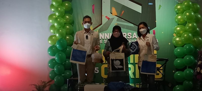 Rayakan HUT ke-15, Mercure Surabaya Grand Mirama Dukung UMKM, SMK Bangkalan dan Penyandang Disabilitas