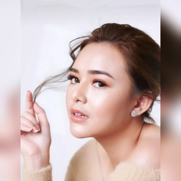 Amanda Manopo Mengunggah Foto Lukisan, Pengemarnya Takjub