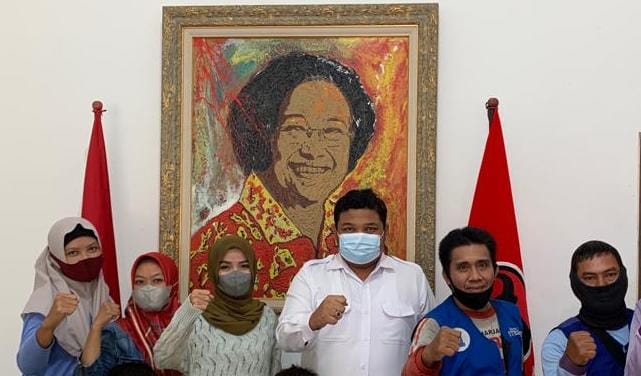 Penyandang Disabilitas Urus KTA PDI Perjuangan, Wakil Sekretaris DPC Achmad Hidayat : Aksesnya harus diperluas !