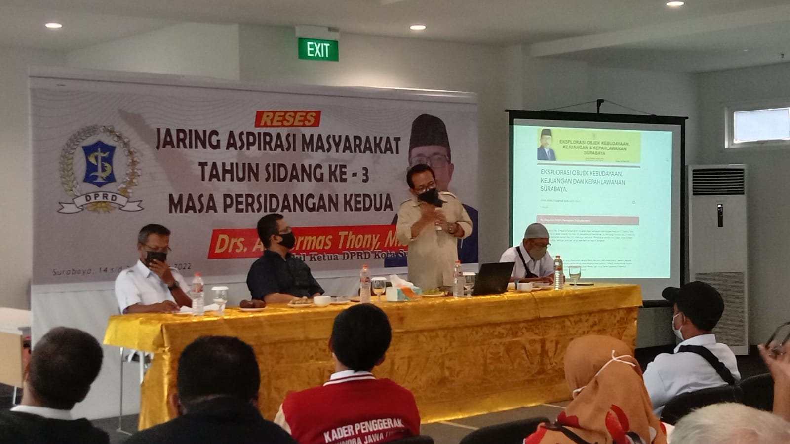 Tak Kunjung Teralisasi Rusunawa , Keluarga Pak RT Bulak Terpaksa Tinggal di Balai RW
