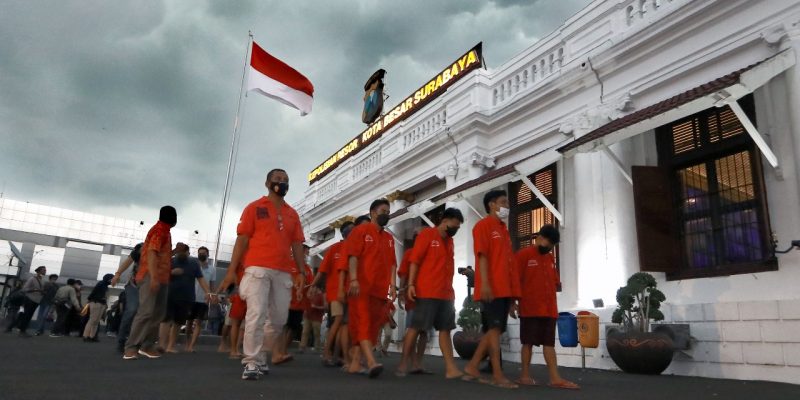 Polrestabes Surabaya Gulung Puluhan Pelaku Kriminal