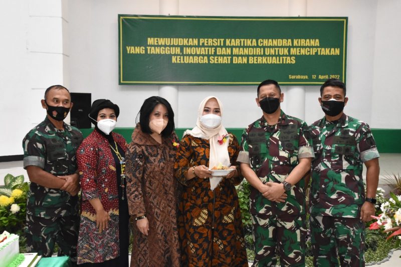 Persit KCK Koorcab Rem 084 PD V/Brawijaya gelar peringatan HUT ke-76