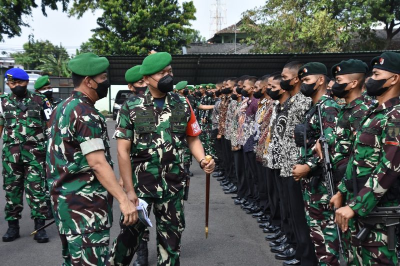 Danrem 084/Bhaskara Jaya pimpin Apel Gelar Pasukan
