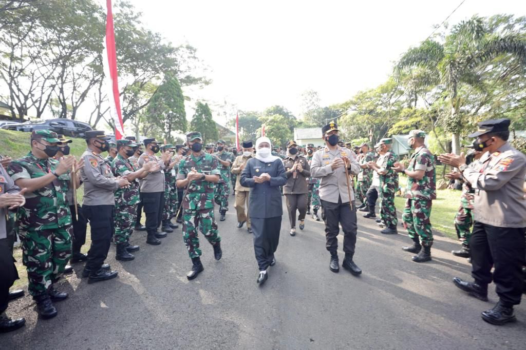 Forkopimda Jatim hadiri Apel Sinergitas TNI-Polri oleh Kodam V/Brawijaya, Dalam Rangka Mendukung Pemulihan Ekonomi Nasional