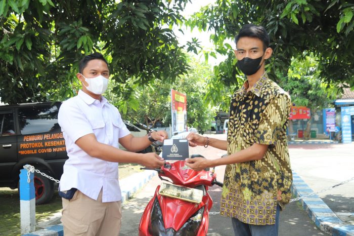 Layanan Prima, Polres Magetan Serahkan BB Hasil Ungkap Kasus ke Pemiliknya