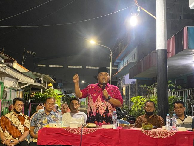 Jelang Peringatan Harlah Bung Karno, Wakil Sekretaris DPC PDIP Achmad Hidayat blusukan ke kampung- kampung sebut Bung Karno "Arek Suroboyo"