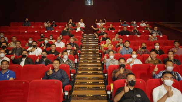 Kapolda Jatim : Film Sayap-sayap Patah Menambah Semangat Untuk Bekerja