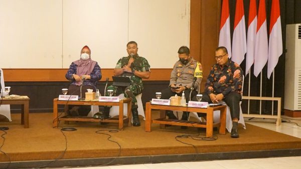 Dandim 0817/Gresik Hadir dalam Rakor Forkopimda Terkait Inflasi Daerah.