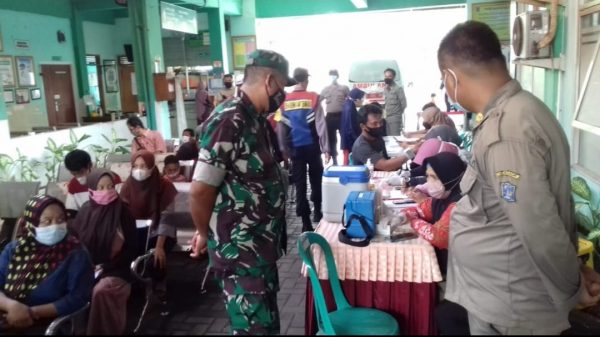 Yustisi Pengawasan Protokol Kesehatan di Puskesmas Balongsari