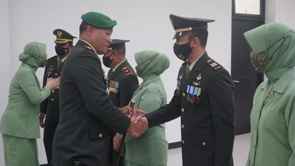 Dandim Gresik Pimpin Upacara Kenaikan Pangkat Periode 01 oktober 2022.